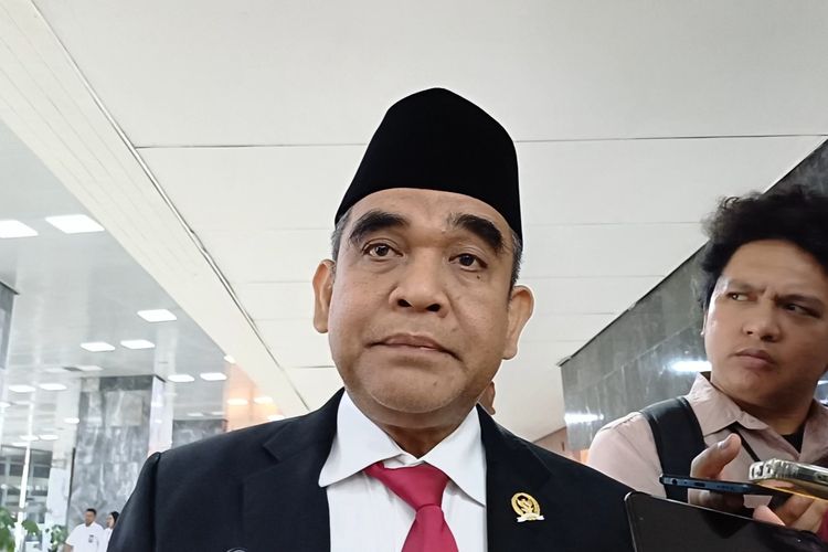 Ahmad Muzani Sah Ditetapkan Menjadi Ketua MPR Didampingi 8 Wakil